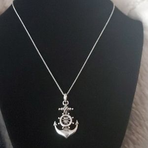 NWOT solid .925 SS nautical ⚓ and ☸ necklace 😍
